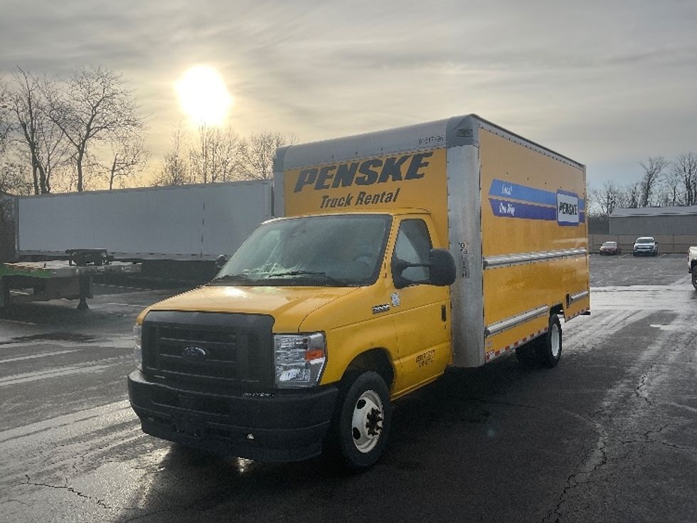Light Duty Box Truck-Light and Medium Duty Trucks-Ford-2021-E350-Gahanna-OH-101,070\n\t\tmiles-$ 25,250 - Image 3