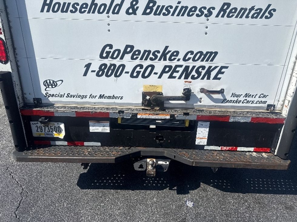 Light Duty Box Truck-Light and Medium Duty Trucks-Ford-2021-E350-Gainesville-GA-89,286\n\t\tmiles-$ 31,000 - Image 28