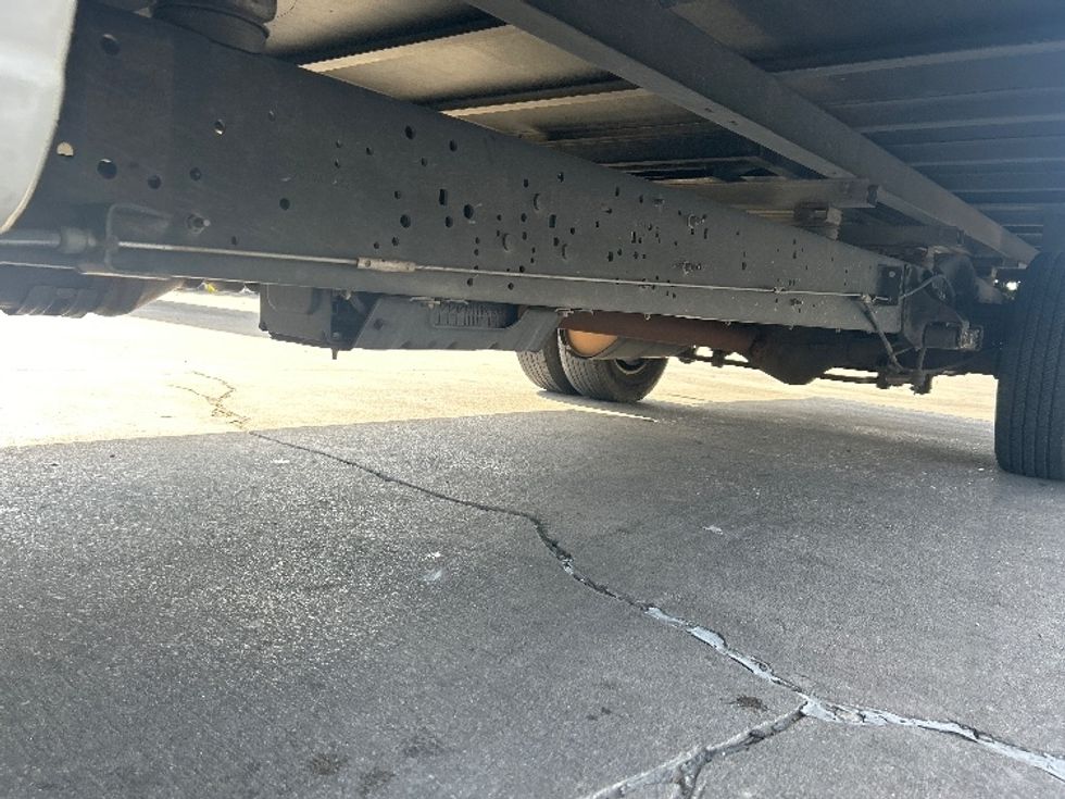 Light Duty Box Truck-Light and Medium Duty Trucks-Ford-2021-E350-Garland-TX-92,402\n\t\tmiles-$ 32,250 - Image 5