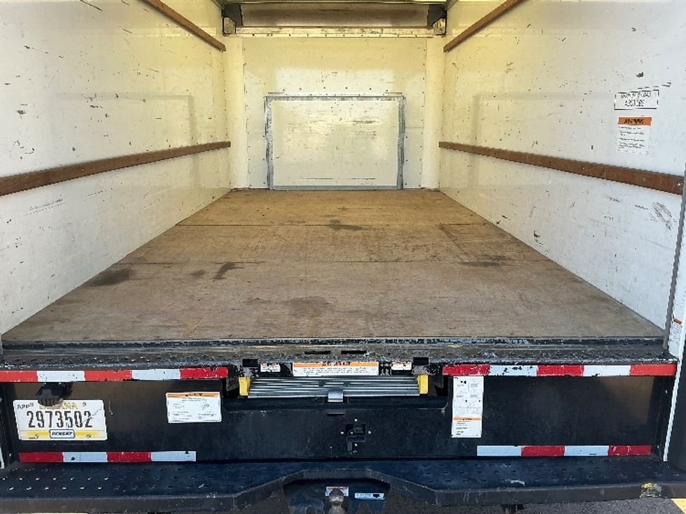 Light Duty Box Truck-Light and Medium Duty Trucks-Ford-2021-E350-Goodyear-AZ-109,533\n\t\tmiles-$ 26,500 - Image 10