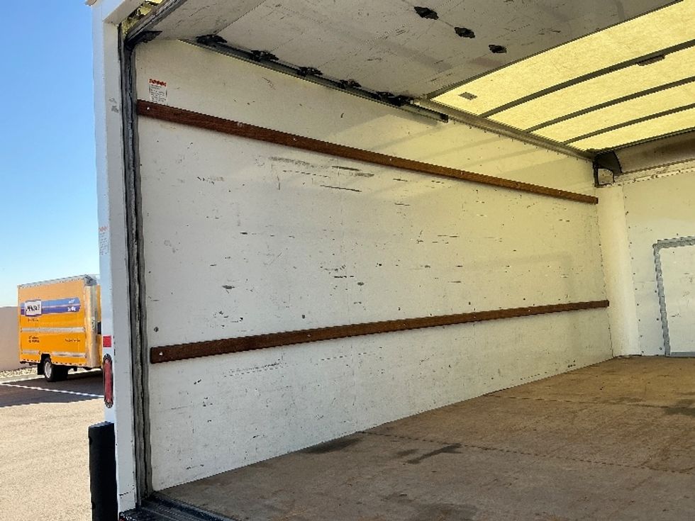 Light Duty Box Truck-Light and Medium Duty Trucks-Ford-2021-E350-Goodyear-AZ-109,533\n\t\tmiles-$ 26,500 - Image 11