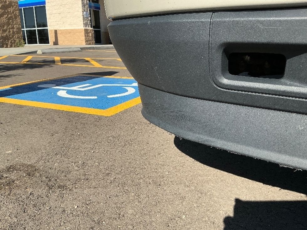 Light Duty Box Truck-Light and Medium Duty Trucks-Ford-2021-E350-Goodyear-AZ-109,533\n\t\tmiles-$ 26,500 - Image 28