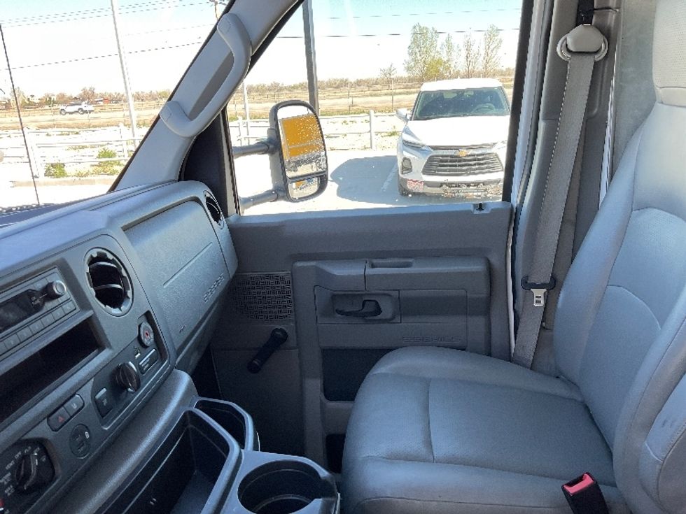 Light Duty Box Truck-Light and Medium Duty Trucks-Ford-2021-E350-Greeley-CO-108,027\n\t\tmiles-$ 27,750 - Image 19