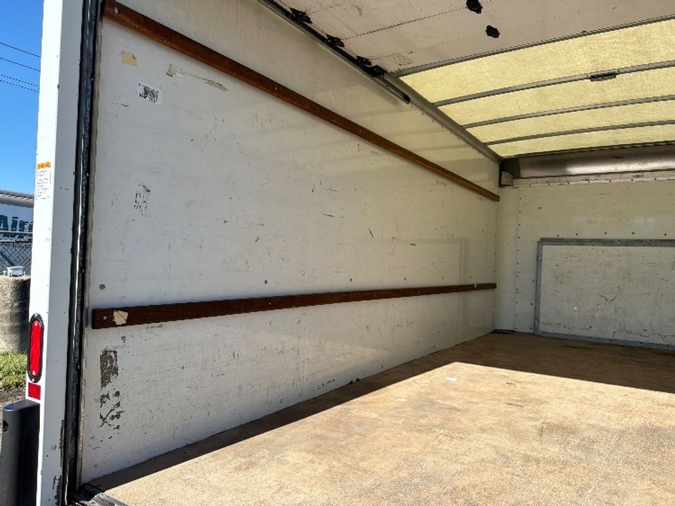 Light Duty Box Truck-Light and Medium Duty Trucks-Ford-2021-E350-Hammond-LA-82,884\n\t\tmiles-$ 32,250 - Image 10