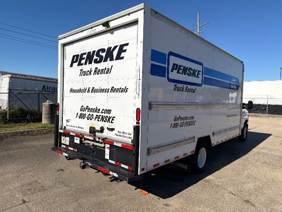 Light Duty Box Truck-Light and Medium Duty Trucks-Ford-2021-E350-Hammond-LA-82,884\n\t\tmiles-$ 32,250 - Image 12