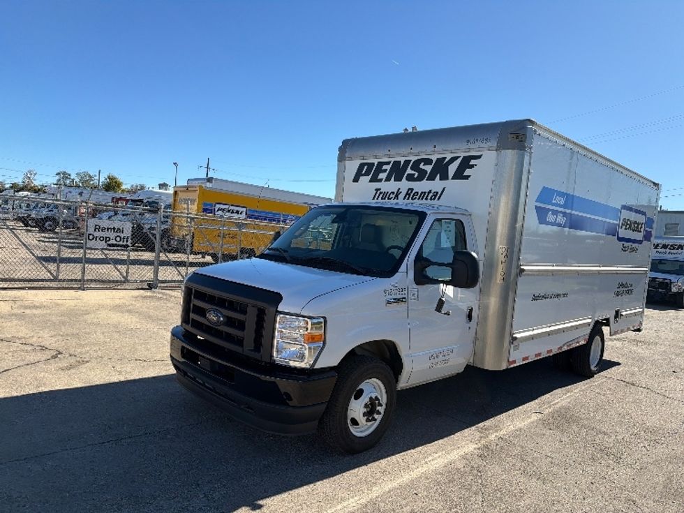 Light Duty Box Truck-Light and Medium Duty Trucks-Ford-2021-E350-Hammond-LA-82,884\n\t\tmiles-$ 32,250 - Image 3