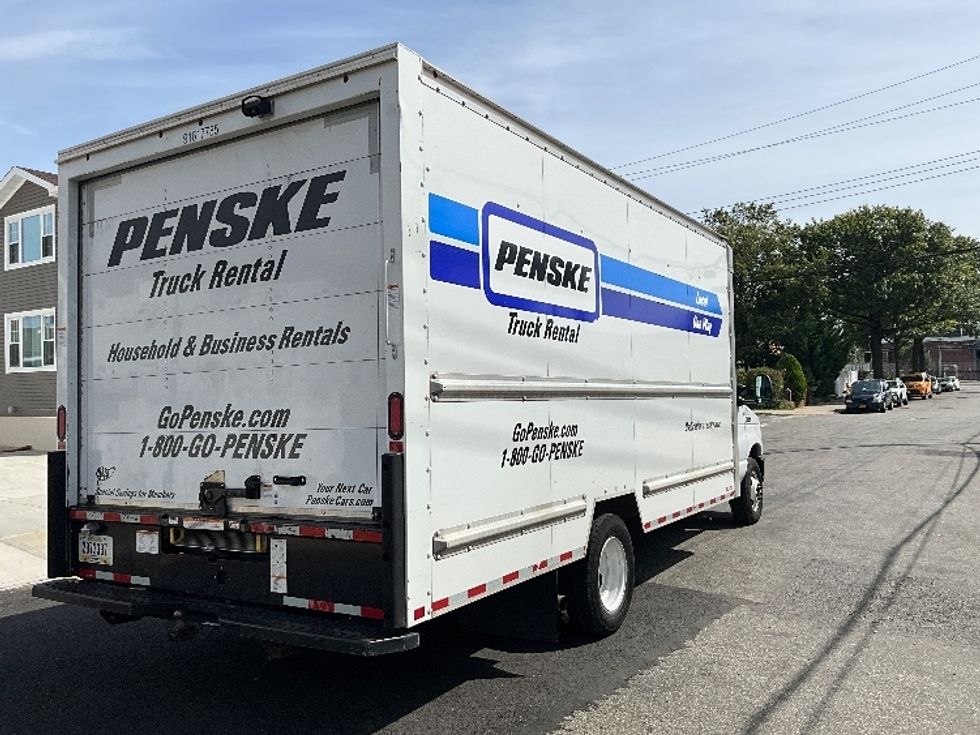 Light Duty Box Truck-Light and Medium Duty Trucks-Ford-2021-E350-Jamaica-NY-113,030\n\t\tmiles-$ 25,000 - Image 12