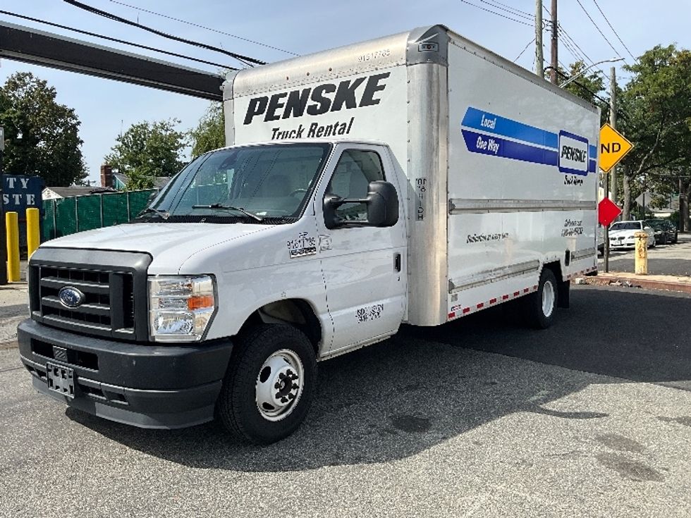 Light Duty Box Truck-Light and Medium Duty Trucks-Ford-2021-E350-Jamaica-NY-113,030\n\t\tmiles-$ 25,000 - Image 3