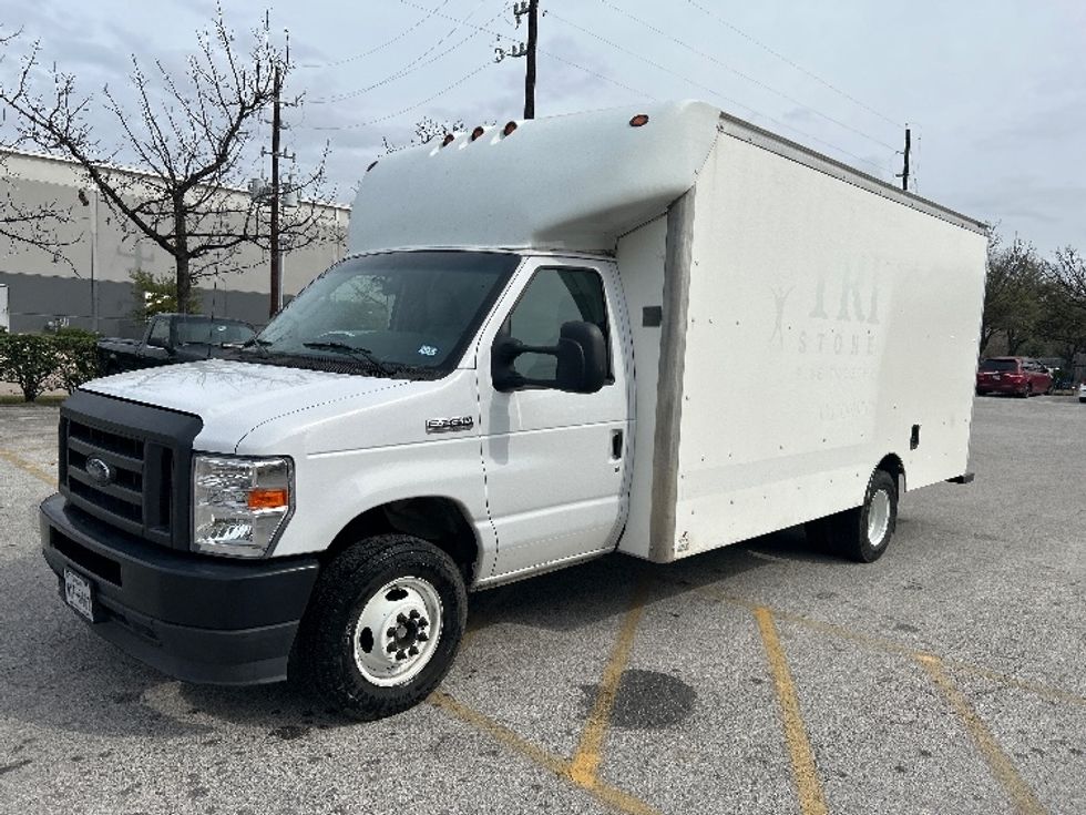 Light Duty Box Truck-Light and Medium Duty Trucks-Ford-2021-E350-Katy-TX-82,557\n\t\tmiles-$ 27,250 - Image 3