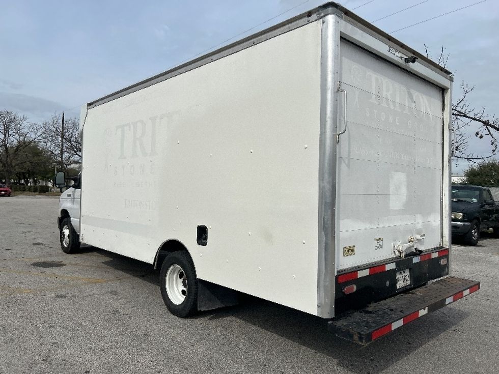 Light Duty Box Truck-Light and Medium Duty Trucks-Ford-2021-E350-Katy-TX-82,557\n\t\tmiles-$ 27,250 - Image 5