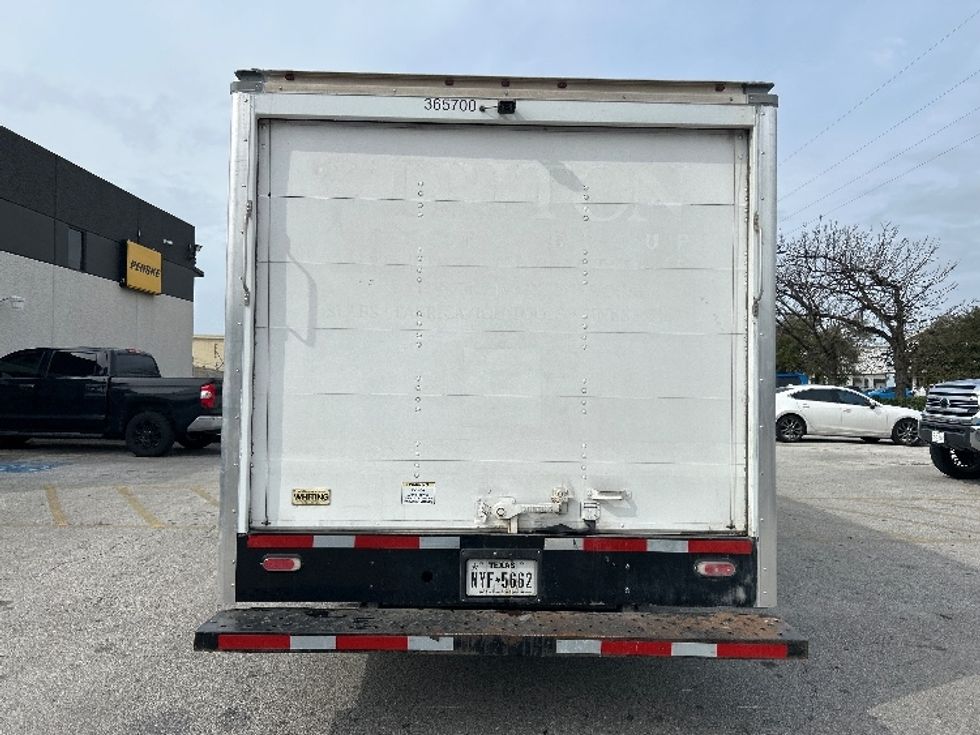 Light Duty Box Truck-Light and Medium Duty Trucks-Ford-2021-E350-Katy-TX-82,557\n\t\tmiles-$ 27,250 - Image 6