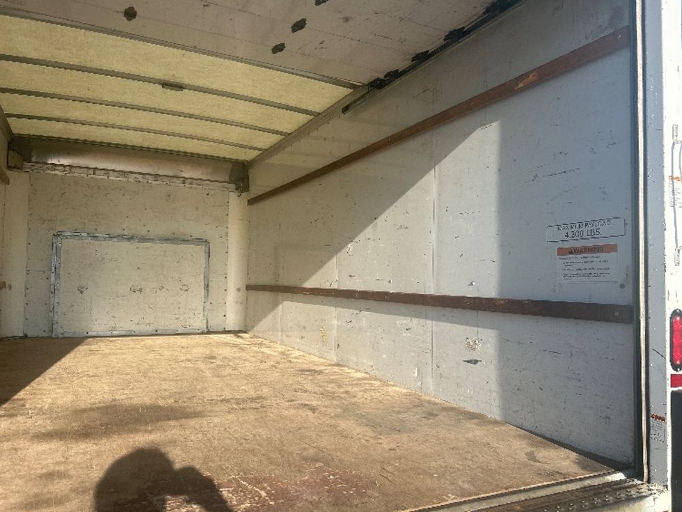Light Duty Box Truck-Light and Medium Duty Trucks-Ford-2021-E350-Linden-NJ-107,437\n\t\tmiles-$ 26,000 - Image 11
