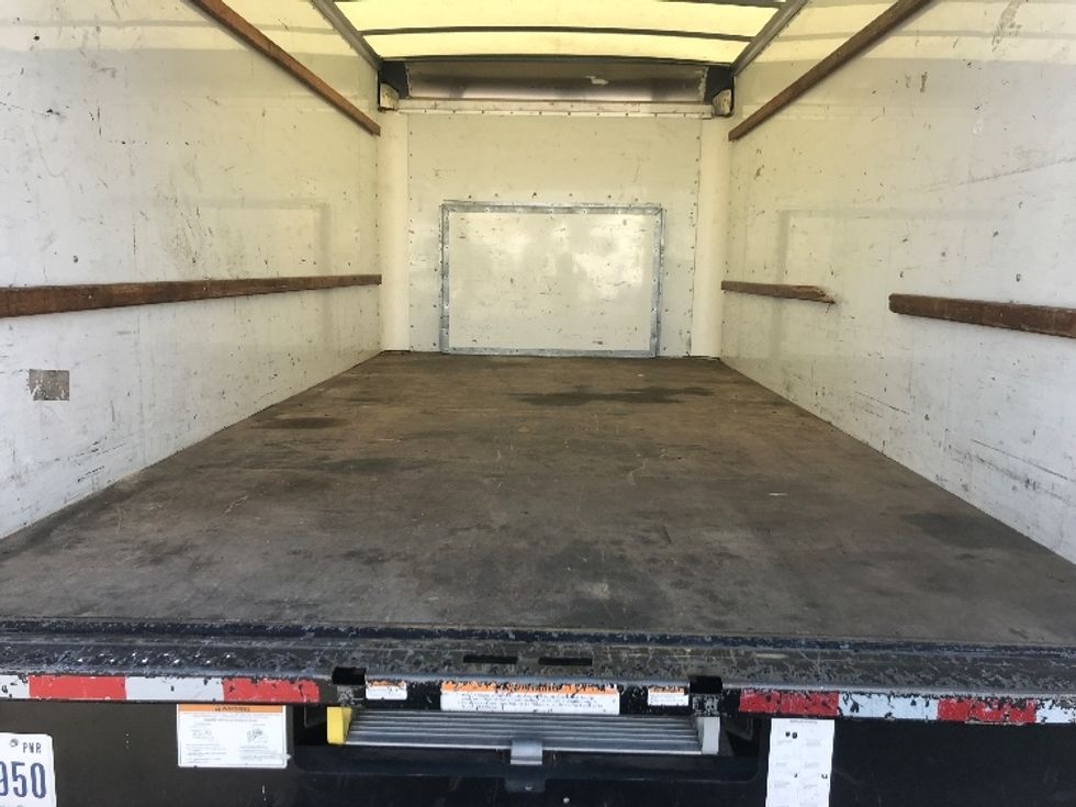 Light Duty Box Truck-Light and Medium Duty Trucks-Ford-2021-E350-Little Rock-AR-77,599\n\t\tmiles-$ 28,250 - Image 10