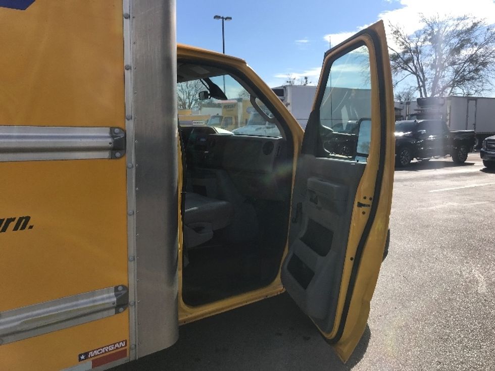 Light Duty Box Truck-Light and Medium Duty Trucks-Ford-2021-E350-Little Rock-AR-77,599\n\t\tmiles-$ 28,250 - Image 20