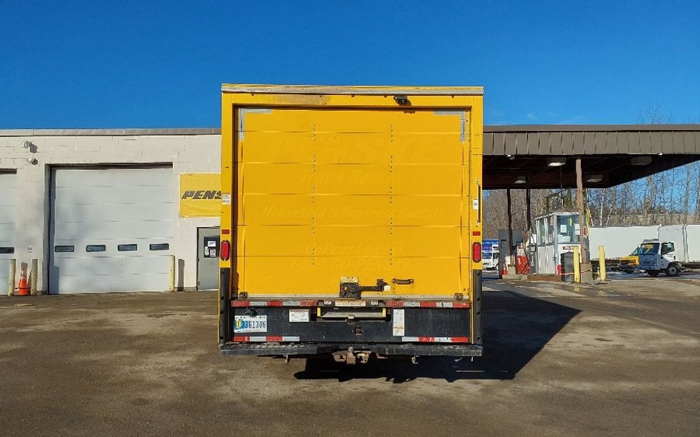 Light Duty Box Truck-Light and Medium Duty Trucks-Ford-2021-E350-Londonderry-NH-107,124\n\t\tmiles-$ 23,750 - Image 7