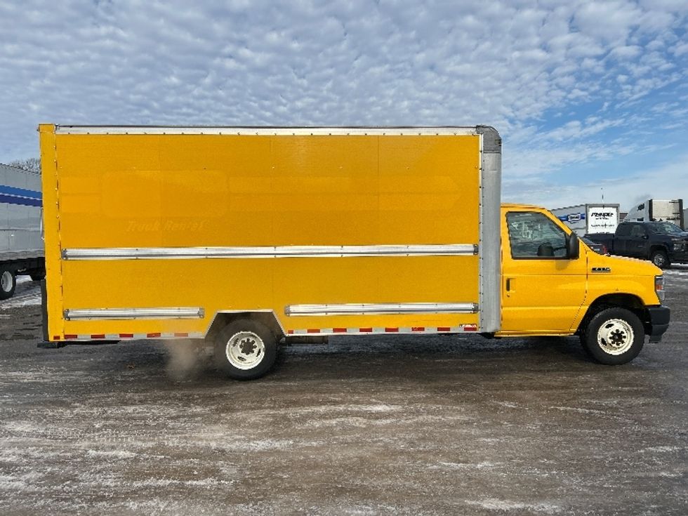 Light Duty Box Truck-Light and Medium Duty Trucks-Ford-2021-E350-Londonderry-NH-94,300\n\t\tmiles-$ 25,250 - Image 15