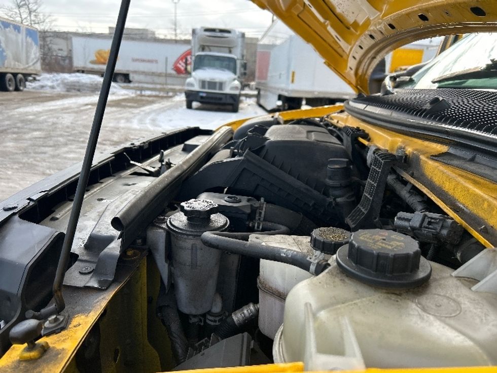 Light Duty Box Truck-Light and Medium Duty Trucks-Ford-2021-E350-Londonderry-NH-94,300\n\t\tmiles-$ 25,250 - Image 24