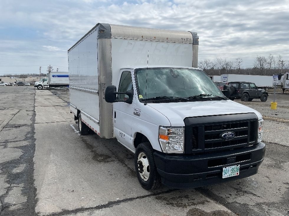 Light Duty Box Truck-Light and Medium Duty Trucks-Ford-2021-E350-Londonderry-NH-99,562\n\t\tmiles-$ 28,000 - Image 1