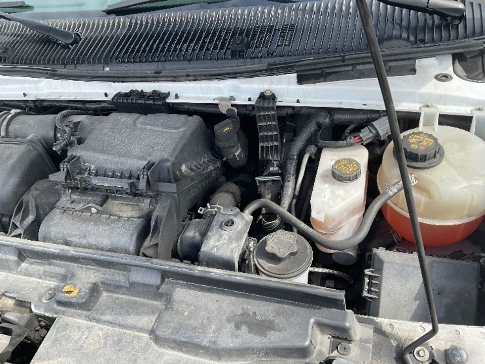 Light Duty Box Truck-Light and Medium Duty Trucks-Ford-2021-E350-Londonderry-NH-99,562\n\t\tmiles-$ 28,000 - Image 24