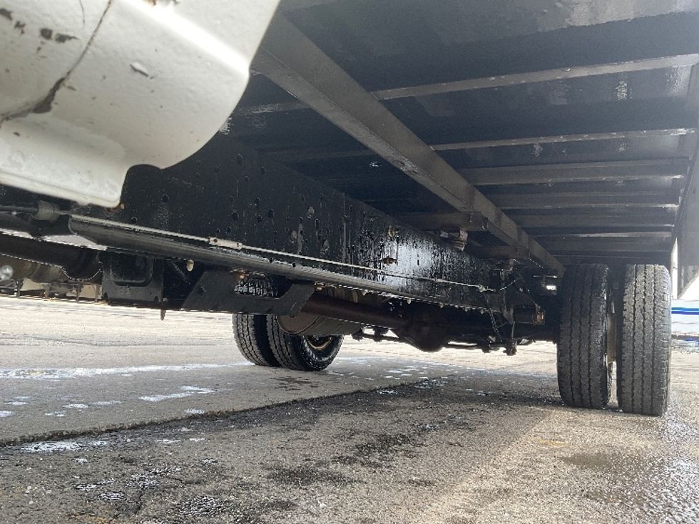 Light Duty Box Truck-Light and Medium Duty Trucks-Ford-2021-E350-Londonderry-NH-99,562\n\t\tmiles-$ 28,000 - Image 5