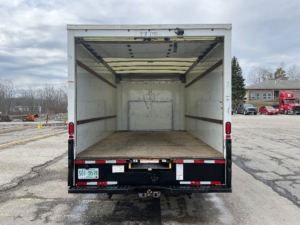 Light Duty Box Truck-Light and Medium Duty Trucks-Ford-2021-E350-Londonderry-NH-99,562\n\t\tmiles-$ 28,000 - Image 8