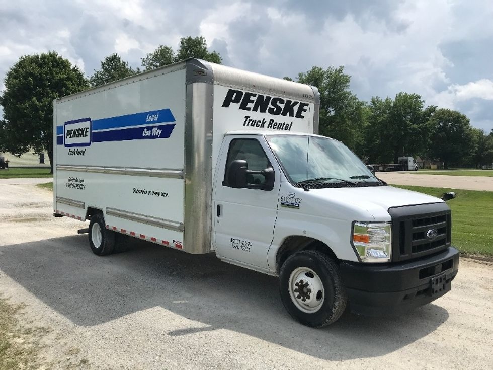 Used Light Duty Box Trucks for Sale in KY Penske Used Trucks
