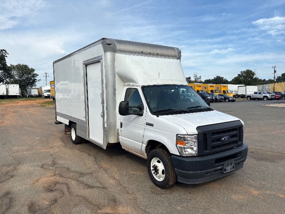 Light Duty Box Truck-Light and Medium Duty Trucks-Ford-2021-E350-Mebane-NC-98,762\n\t\tmiles-$ 30,250 - Image 1