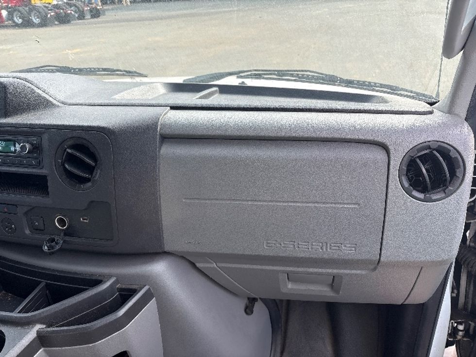 Light Duty Box Truck-Light and Medium Duty Trucks-Ford-2021-E350-Mebane-NC-98,762\n\t\tmiles-$ 30,250 - Image 18