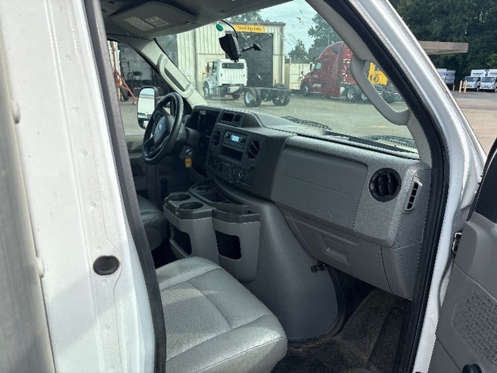 Light Duty Box Truck-Light and Medium Duty Trucks-Ford-2021-E350-Mebane-NC-98,762\n\t\tmiles-$ 30,250 - Image 20