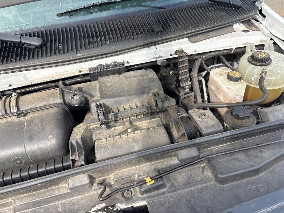 Light Duty Box Truck-Light and Medium Duty Trucks-Ford-2021-E350-Mebane-NC-98,762\n\t\tmiles-$ 30,250 - Image 23