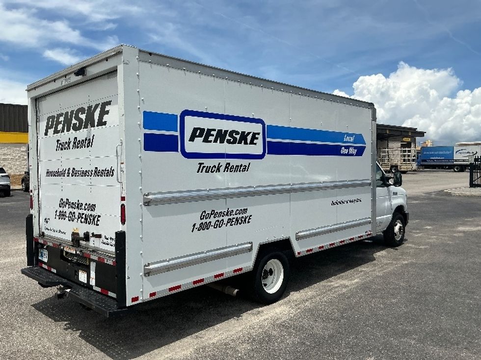 Light Duty Box Truck-Light and Medium Duty Trucks-Ford-2021-E350-Miami-FL-100,497\n\t\tmiles-$ 29,000 - Image 11