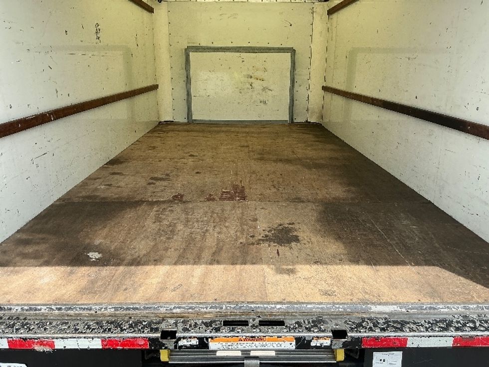 Light Duty Box Truck-Light and Medium Duty Trucks-Ford-2021-E350-Miami-FL-100,497\n\t\tmiles-$ 29,000 - Image 8