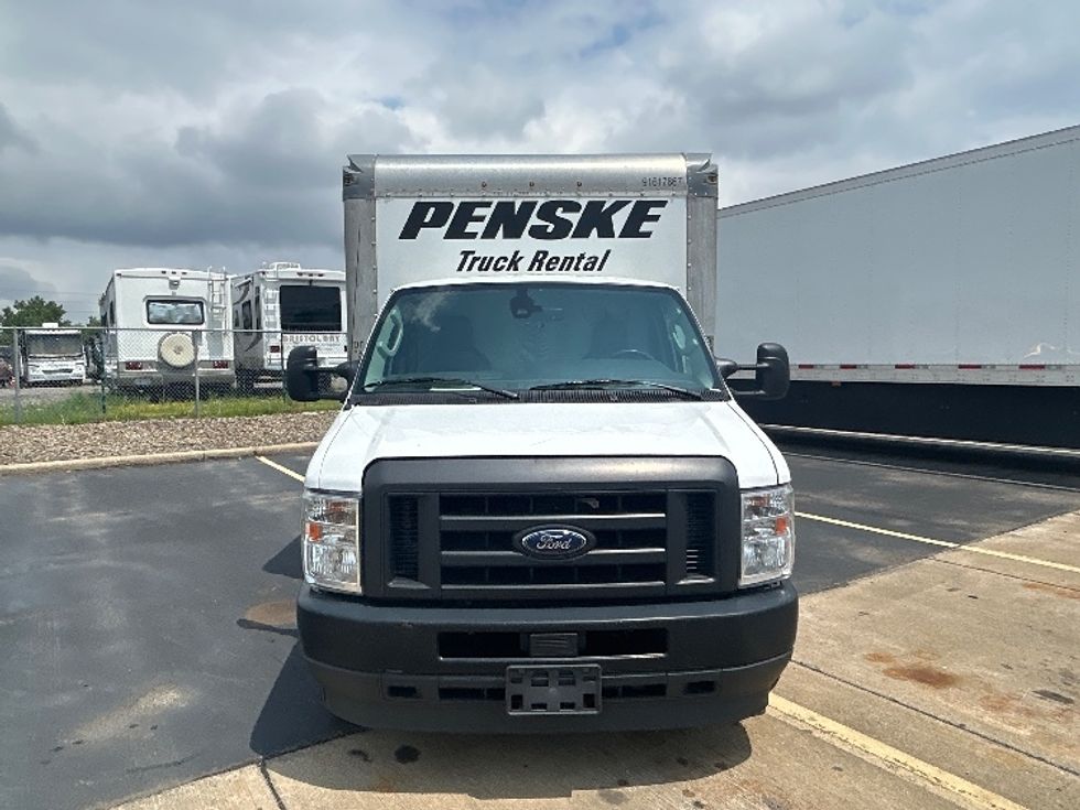 Light Duty Box Truck-Light and Medium Duty Trucks-Ford-2021-E350-Middlefield-OH-106,323\n\t\tmiles-$ 26,000 - Image 2
