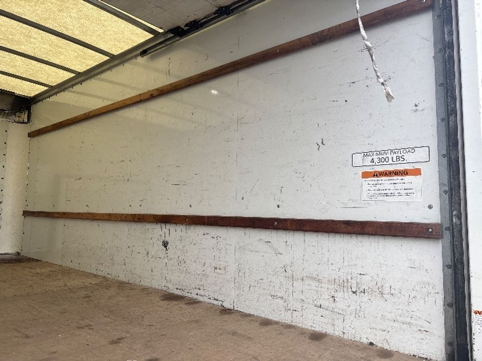 Light Duty Box Truck-Light and Medium Duty Trucks-Ford-2021-E350-Middlefield-OH-106,779\n\t\tmiles-$ 27,500 - Image 11