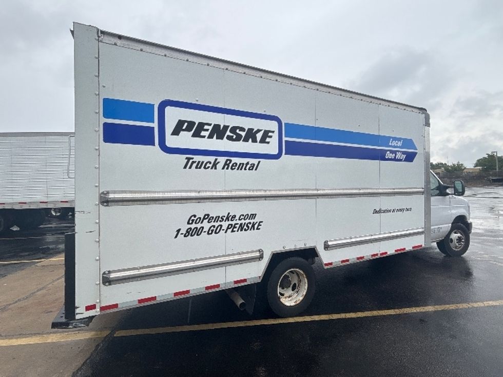 Light Duty Box Truck-Light and Medium Duty Trucks-Ford-2021-E350-Middlefield-OH-106,779\n\t\tmiles-$ 27,500 - Image 12