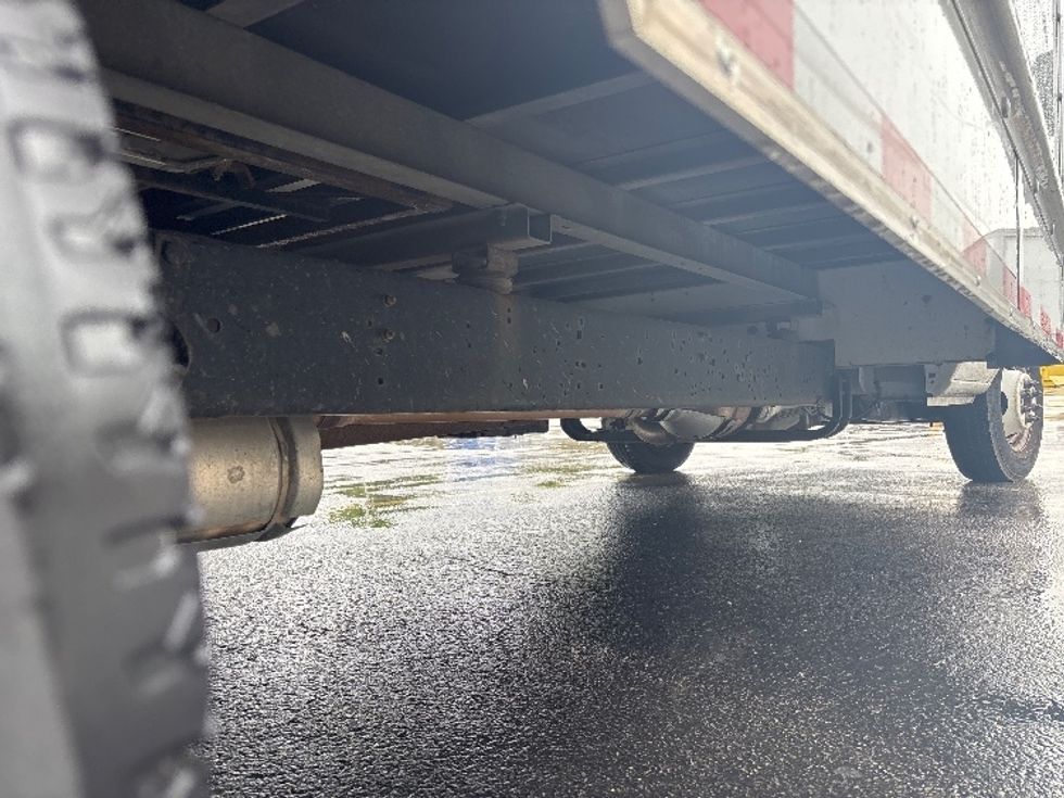 Light Duty Box Truck-Light and Medium Duty Trucks-Ford-2021-E350-Middlefield-OH-106,779\n\t\tmiles-$ 27,500 - Image 13