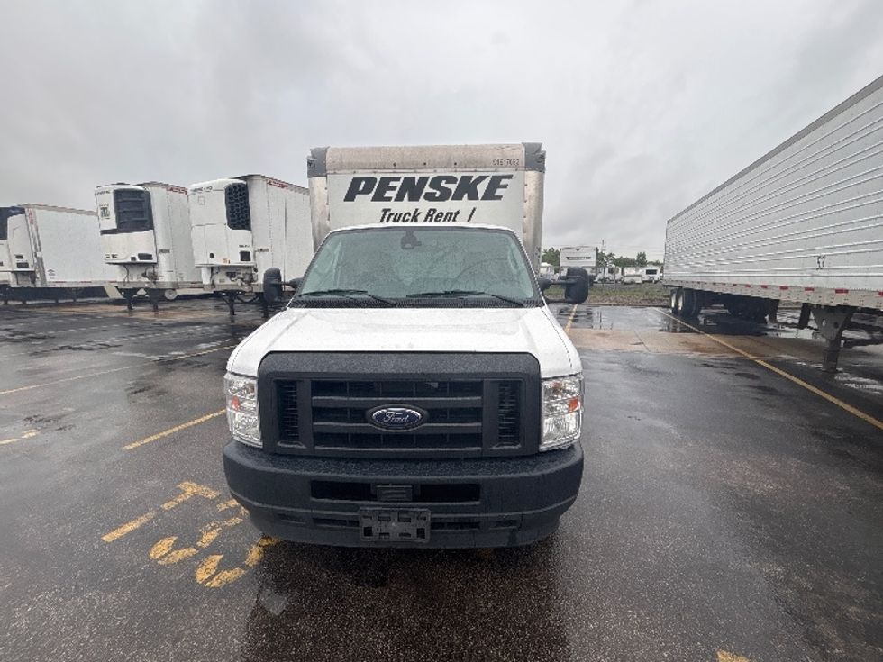 Light Duty Box Truck-Light and Medium Duty Trucks-Ford-2021-E350-Middlefield-OH-106,779\n\t\tmiles-$ 27,500 - Image 2