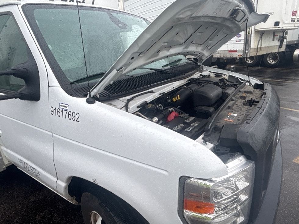 Light Duty Box Truck-Light and Medium Duty Trucks-Ford-2021-E350-Middlefield-OH-106,779\n\t\tmiles-$ 27,500 - Image 22