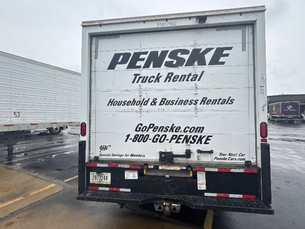 Light Duty Box Truck-Light and Medium Duty Trucks-Ford-2021-E350-Middlefield-OH-106,779\n\t\tmiles-$ 27,500 - Image 7
