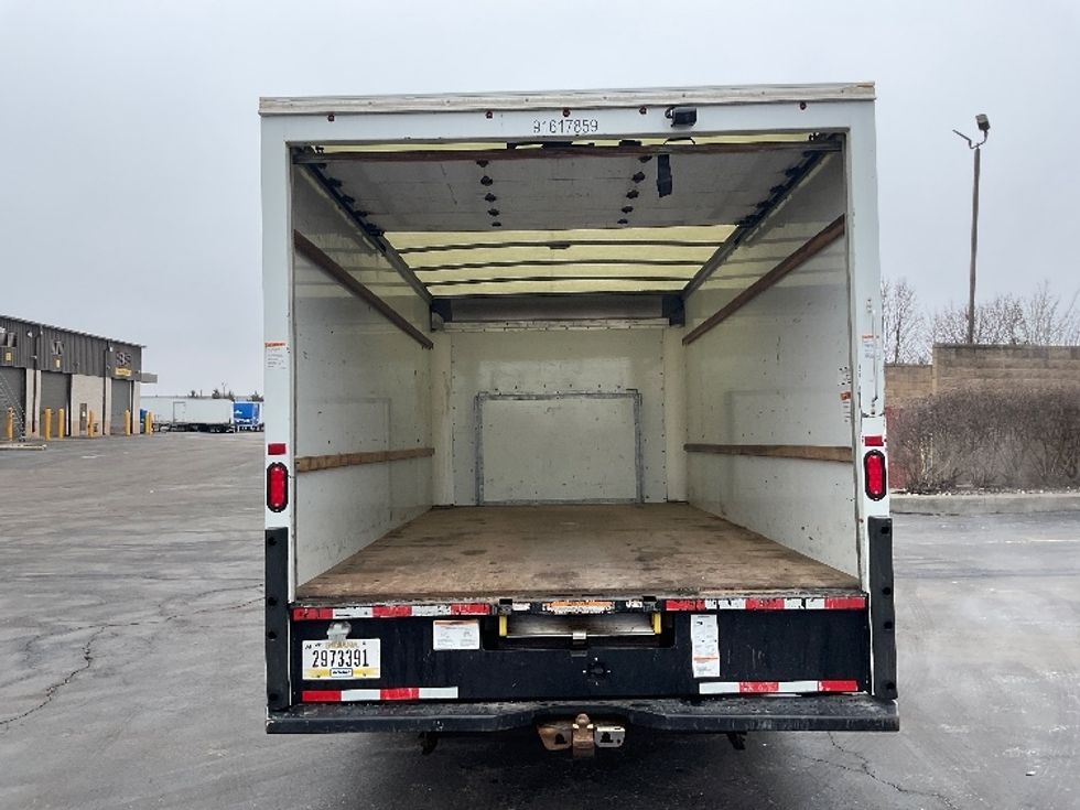 Light Duty Box Truck-Light and Medium Duty Trucks-Ford-2021-E350-Middlefield-OH-110,627\n\t\tmiles-$ 27,000 - Image 8