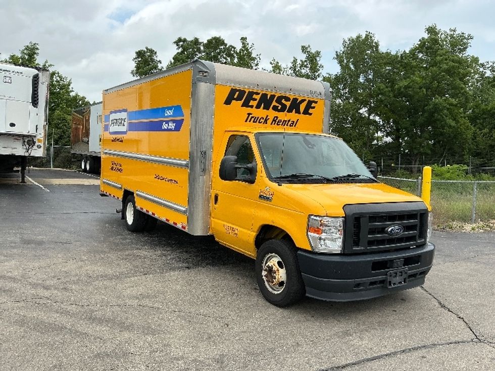 Light Duty Box Truck-Light and Medium Duty Trucks-Ford-2021-E350-Monroe-OH-94,836\n\t\tmiles-$ 24,500 - Image 1