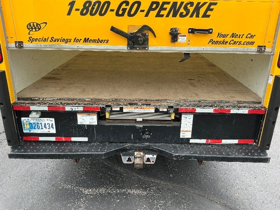 Light Duty Box Truck-Light and Medium Duty Trucks-Ford-2021-E350-Monroe-OH-94,836\n\t\tmiles-$ 24,500 - Image 9