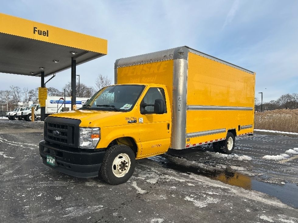 Light Duty Box Truck-Light and Medium Duty Trucks-Ford-2021-E350-Montgomery-NY-84,645\n\t\tmiles-$ 26,250 - Image 3
