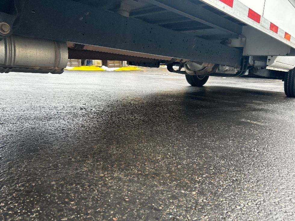 Light Duty Box Truck-Light and Medium Duty Trucks-Ford-2021-E350-Mount Pleasant-PA-101,099\n\t\tmiles-$ 28,500 - Image 14