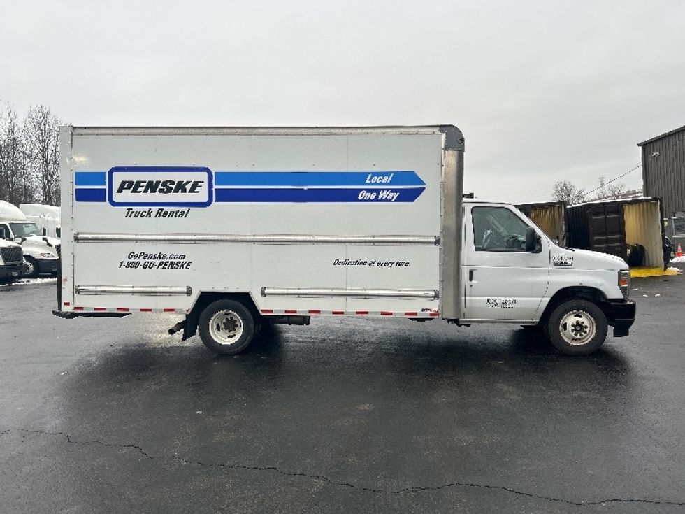 Light Duty Box Truck-Light and Medium Duty Trucks-Ford-2021-E350-Mount Pleasant-PA-101,099\n\t\tmiles-$ 28,500 - Image 15