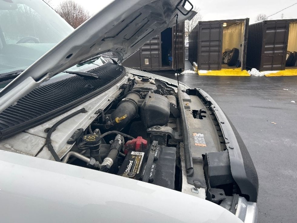 Light Duty Box Truck-Light and Medium Duty Trucks-Ford-2021-E350-Mount Pleasant-PA-101,099\n\t\tmiles-$ 28,500 - Image 23