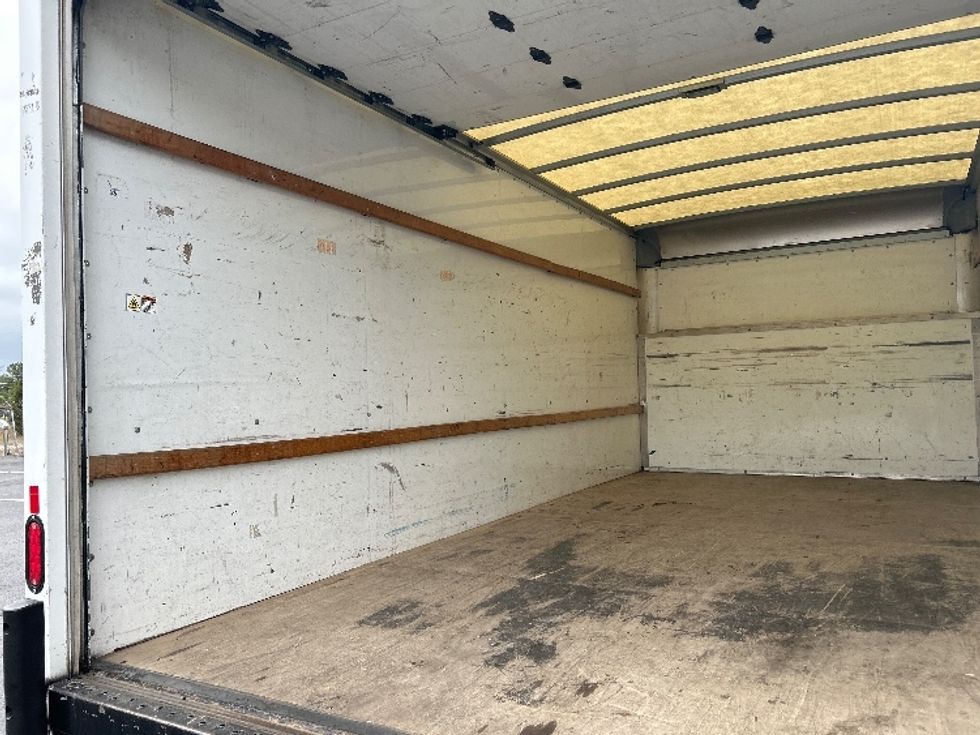 Light Duty Box Truck-Light and Medium Duty Trucks-Ford-2021-E350-Murfreesboro-TN-101,198\n\t\tmiles-$ 29,000 - Image 10
