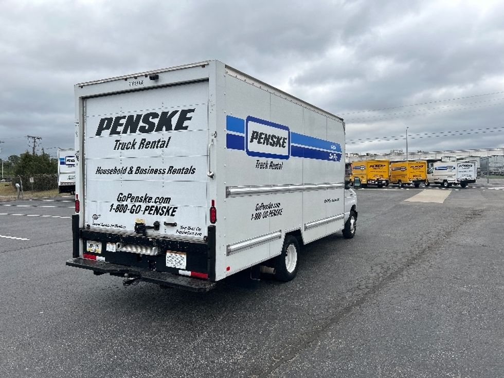 Light Duty Box Truck-Light and Medium Duty Trucks-Ford-2021-E350-Murfreesboro-TN-101,198\n\t\tmiles-$ 29,000 - Image 12