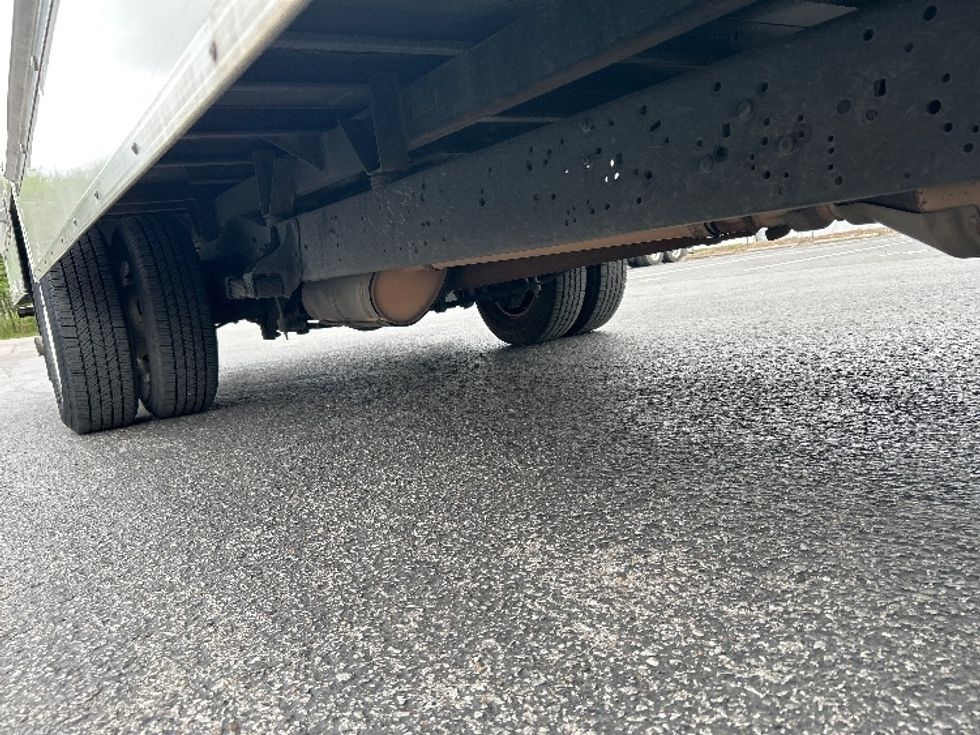 Light Duty Box Truck-Light and Medium Duty Trucks-Ford-2021-E350-Murfreesboro-TN-101,198\n\t\tmiles-$ 29,000 - Image 13