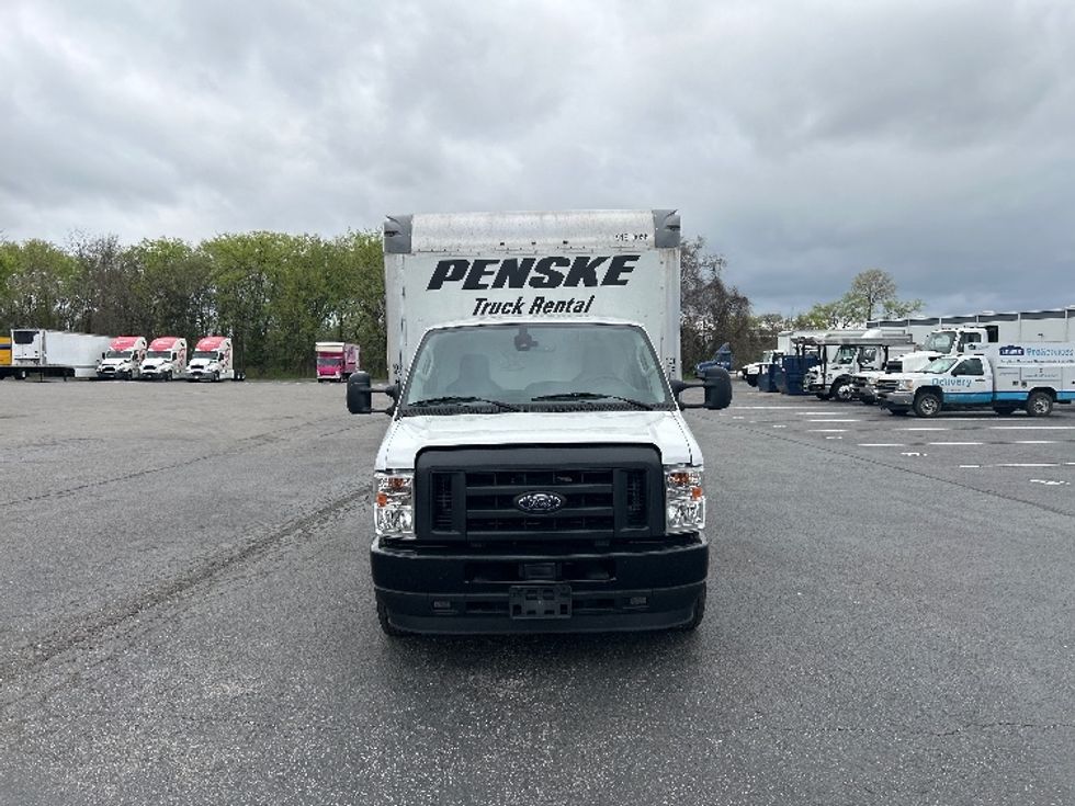 Light Duty Box Truck-Light and Medium Duty Trucks-Ford-2021-E350-Murfreesboro-TN-101,198\n\t\tmiles-$ 29,000 - Image 2
